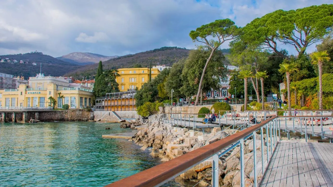 Apartments Anita Near Opatija With Private Parking Matulji 0*,