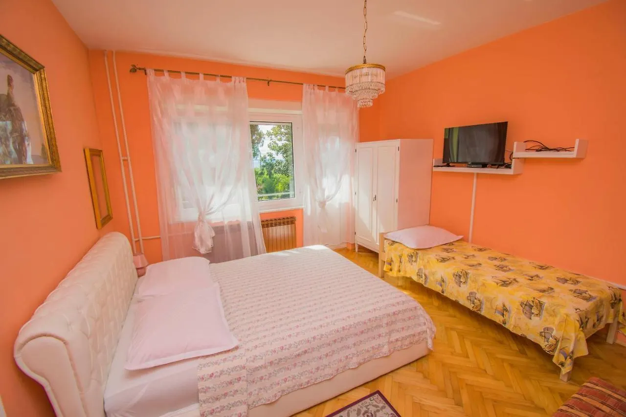 Apartments Anita Near Opatija With Private Parking Matulji 0*,